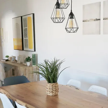 3-bedroom With Pool Gym & Jacuzzi