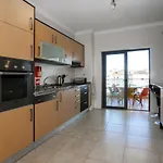 Апартаменты 3-bedroom With Pool Gym & Jacuzzi *