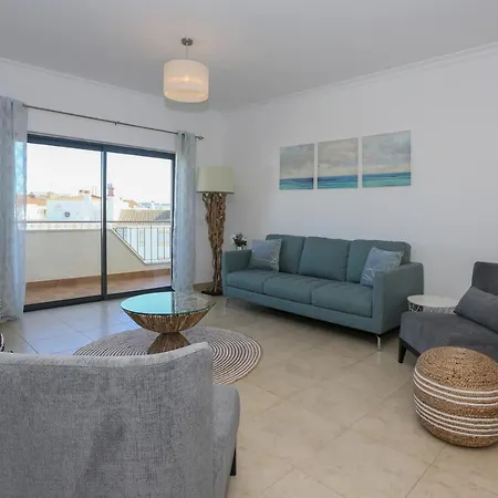 Apartment 3 Bedroom With Indoor Pool
