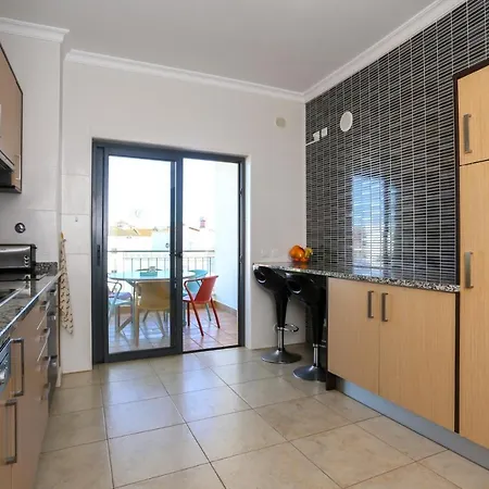 3-bedroom With Pool Gym & Jacuzzi Апартаменты Лагуш