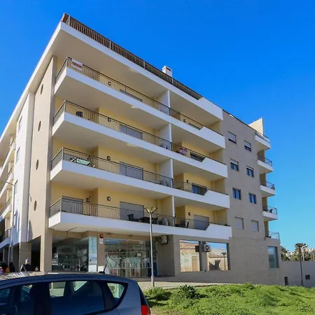 3-bedroom With Pool Gym & Jacuzzi Lagos