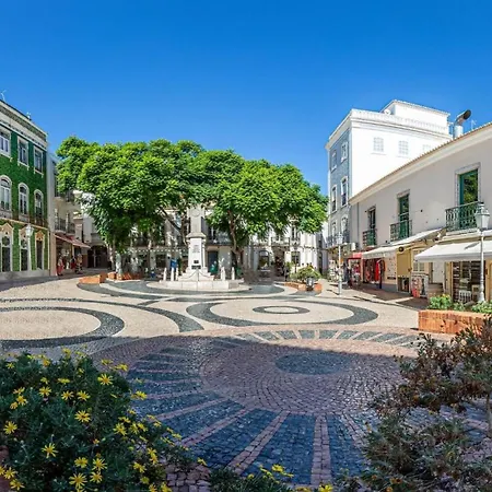 3-bedroom With Pool Gym & Jacuzzi Apartament Lagos